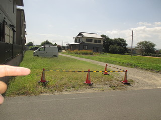 5.駐車場.JPG